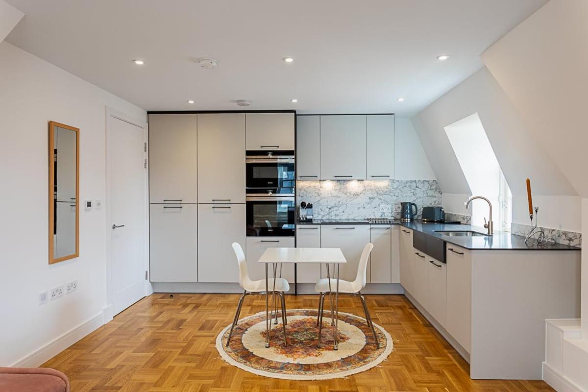 Modern&Stylish Apartment in West Kensington London Exterior foto