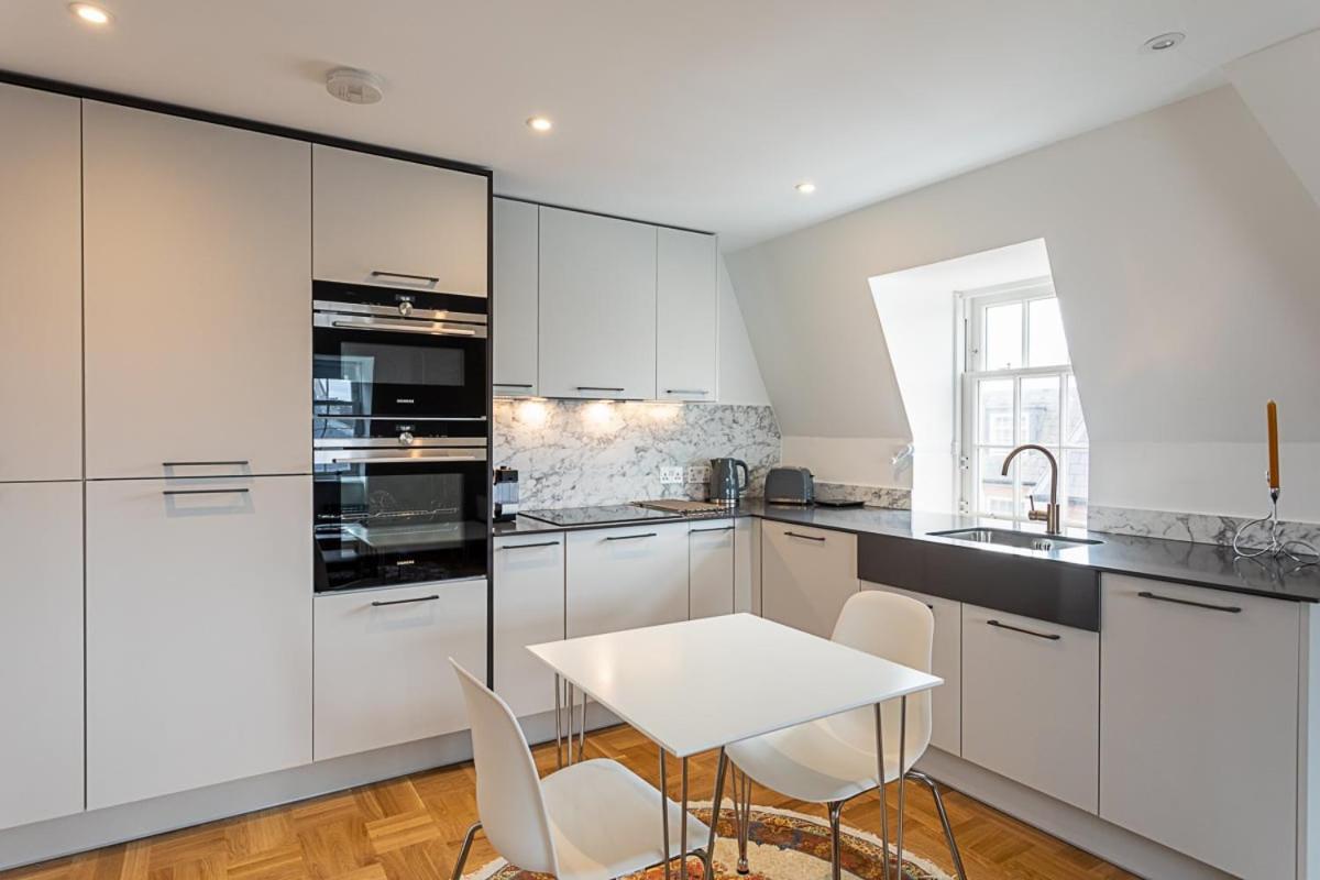 Modern&Stylish Apartment in West Kensington London Exterior foto